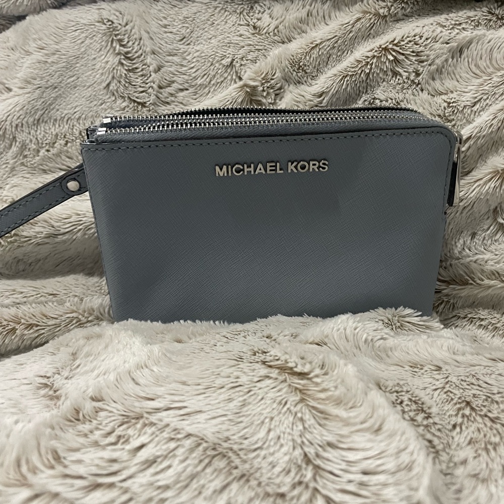 Michael Kors Clutch Purse Jet Set Travel